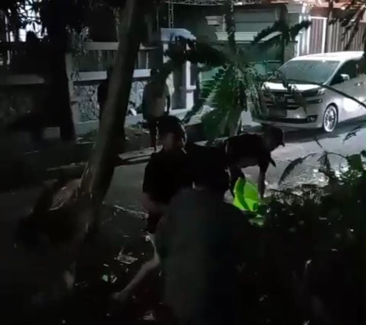 Tanaman Dipotong Tanpa Izin, Warga Komplek Perumahan Pluit Penjaringan Klaim Rugi Rp120 Juta
