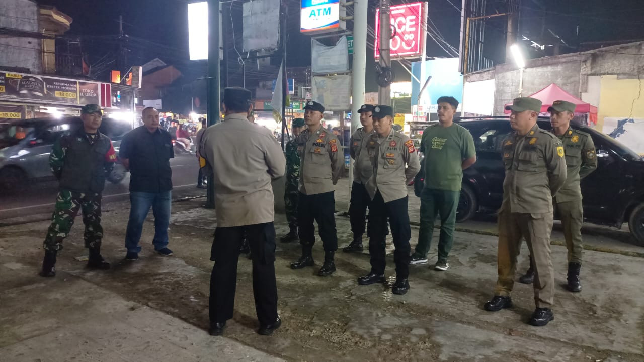 Kapolsek Cibungbulang Gelar Patroli Gabungan 3 Pilar, Amankan Malam Ramadhan dan Cegah Tawuran Remaja