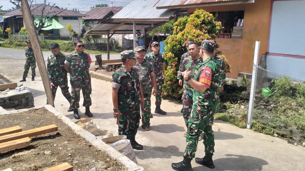 Dansatgas TMMD Kodim 1501/Ternate Tinjau Lokasi dan Progres Pengerjaan TMMD