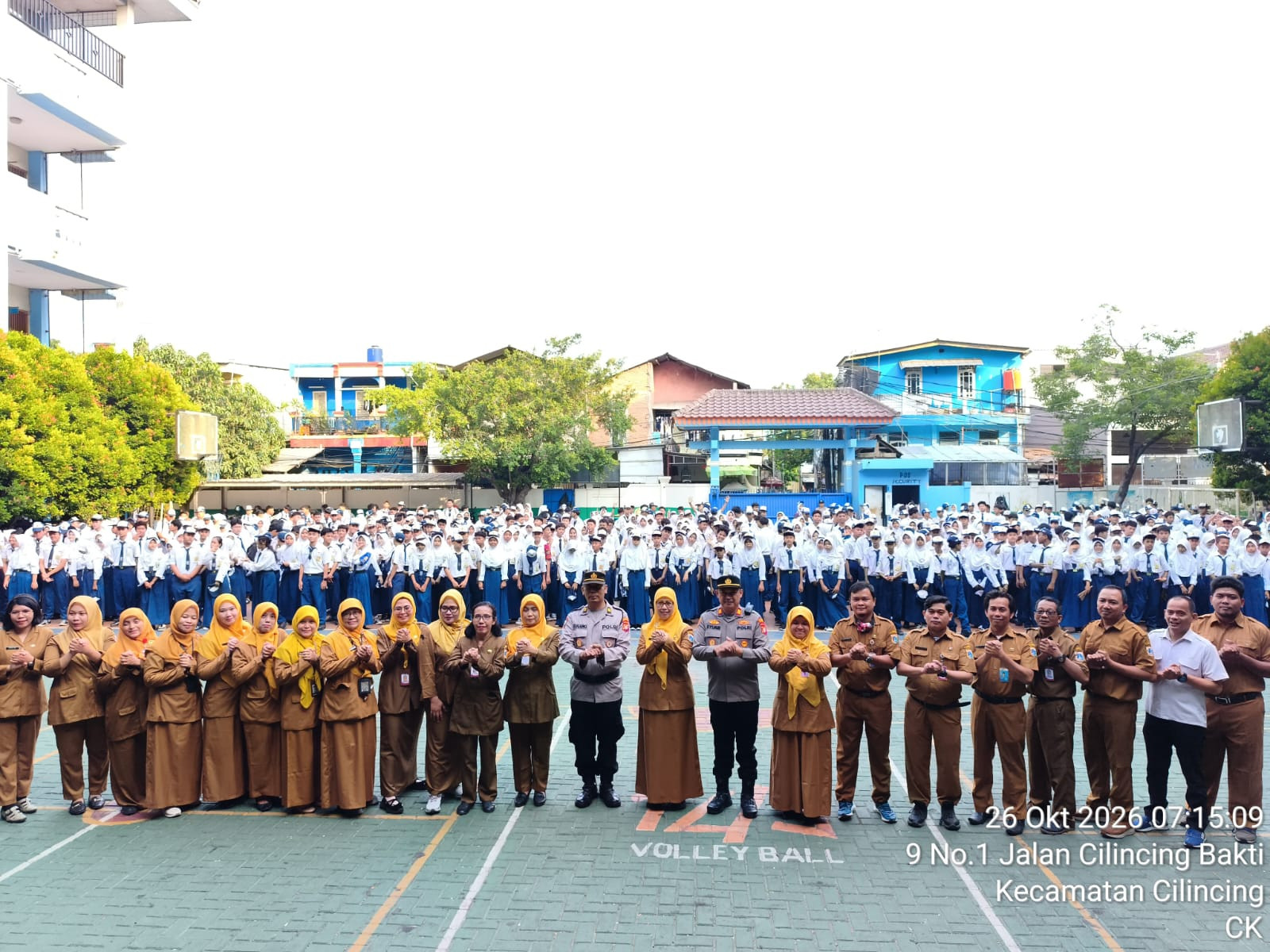 Polsek Cilincing Perkuat Edukasi Kamtibmas Ajak Siswa Jauhi Narkoba dan Bullying di SMP Negeri 143 Jakarta melalui Program Police Go To School
