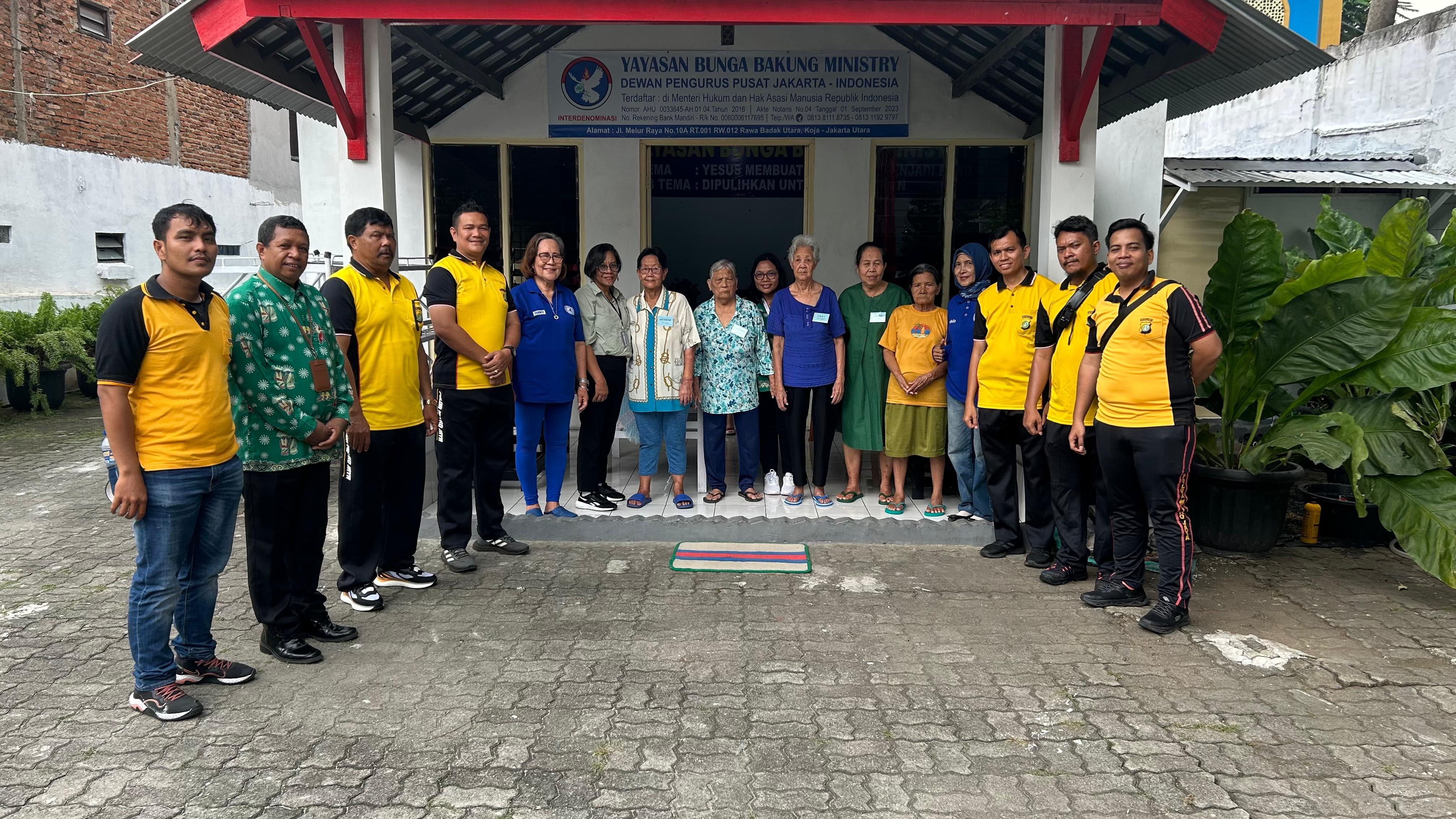 Polsek Koja Gelar Bakti Sosial dan Bakti Religi Sambut Natal 2025 dan Tahun Baru 2026