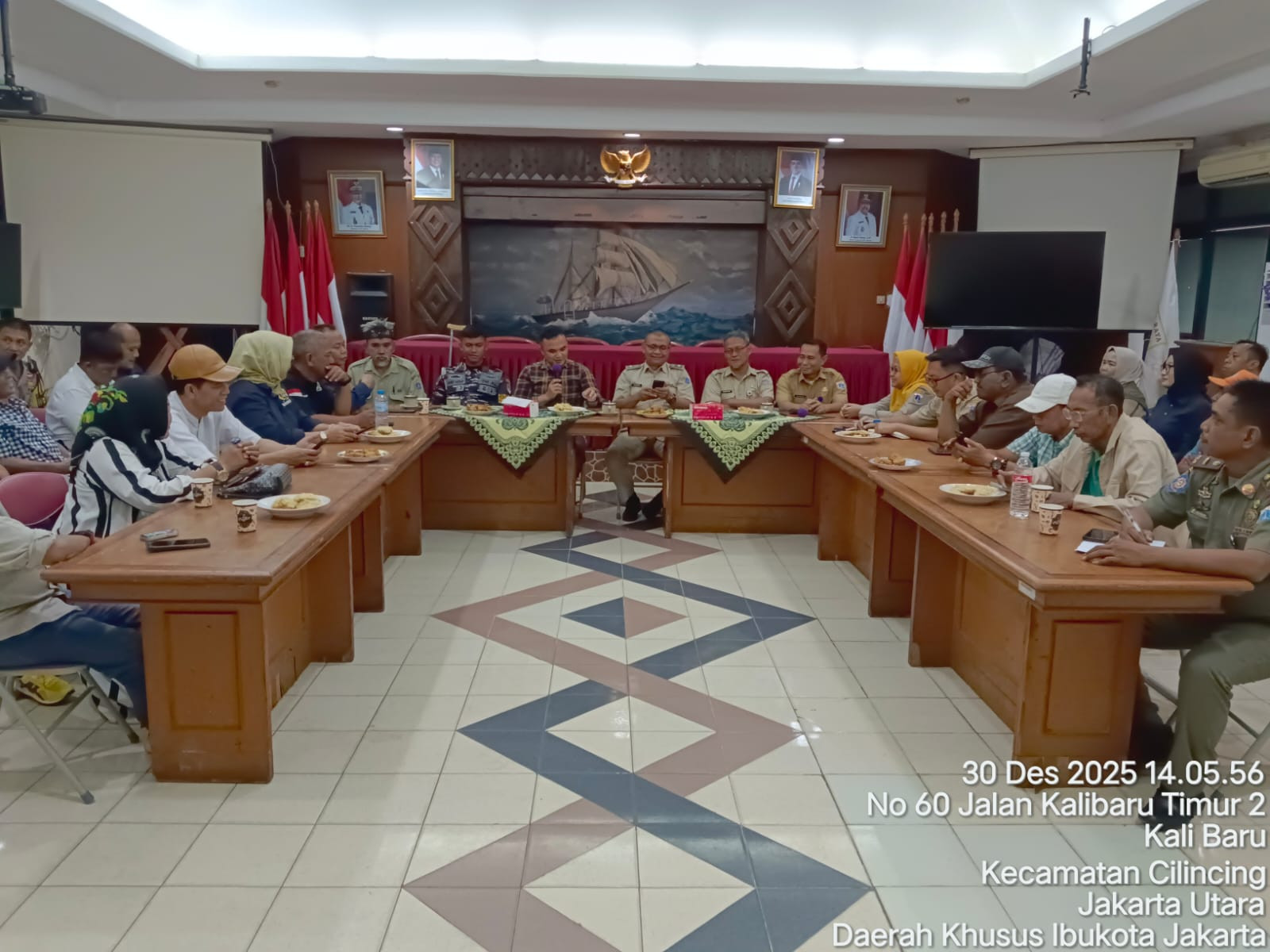 Polsek Cilincing Perkuat Sinergi Warga, Gelar Rapat Pengamanan Malam Tahun Baru di Kalibaru