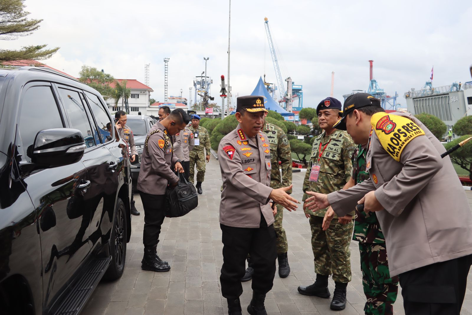 Pengamanan Kunjungan Presiden RI Prabowo Subianto Tinjau Kekuatan Maritim TNI AL dan Anugerahkan Kenaikan Pangkat di Mako Kolinlamil Jakarta