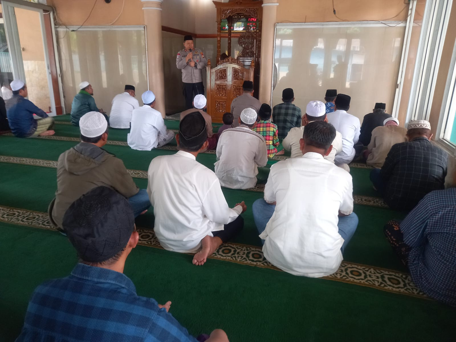SAFARI JUM'AT KAMTIBMAS POLRES METRO BEKASI DI MASJID JAMI' DARUS SA'ADAH DESA KEDUNGWARINGIN