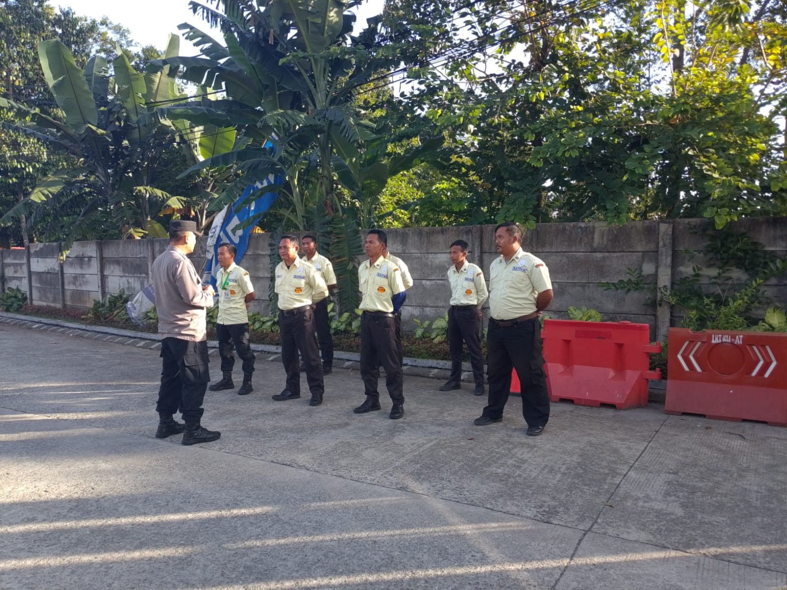 Bhabinkamtibmas Wilayah Hukum Polres Bogor Giat Cooling System Wujudkan Pelayanan dan Pembinaan Security