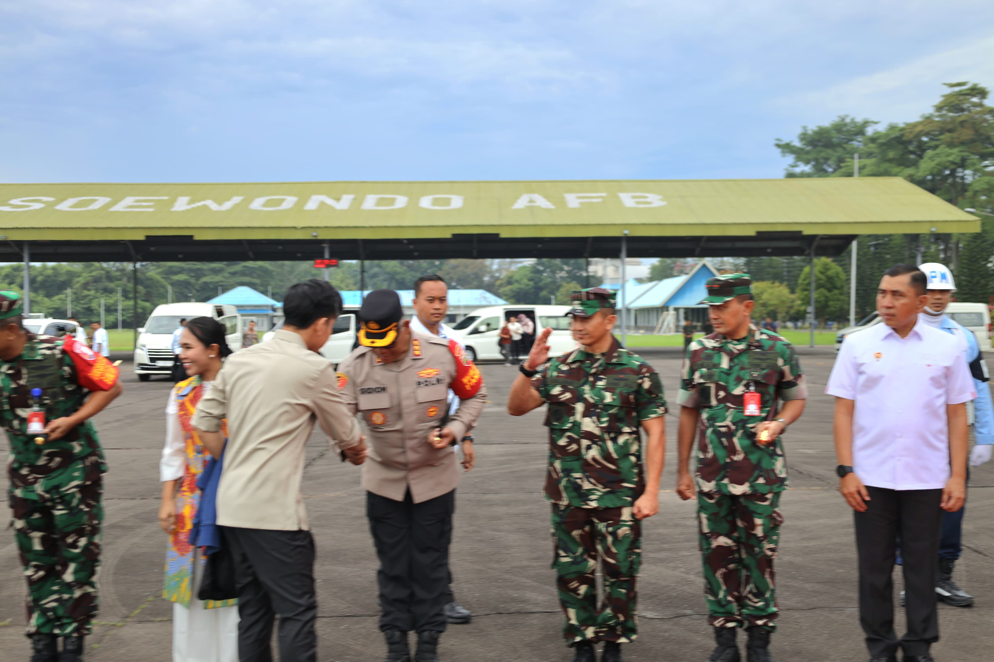 Wadan Lantamal I Turut Serta Antar Keberangkatan Wakil Presiden RI