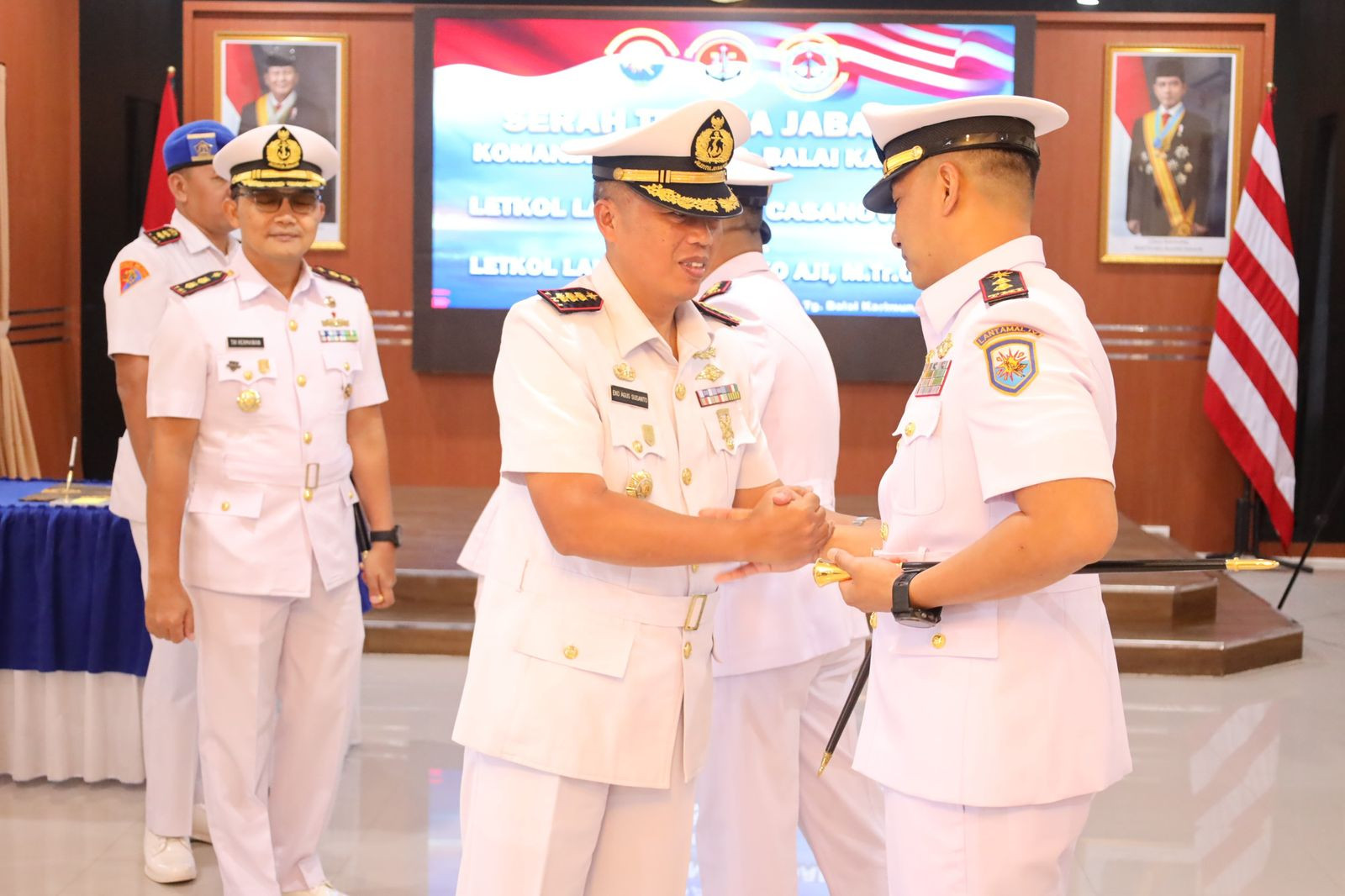 Danlanal Bintan Hadiri Sertijab Danlanal Tanjung Balai Karimun