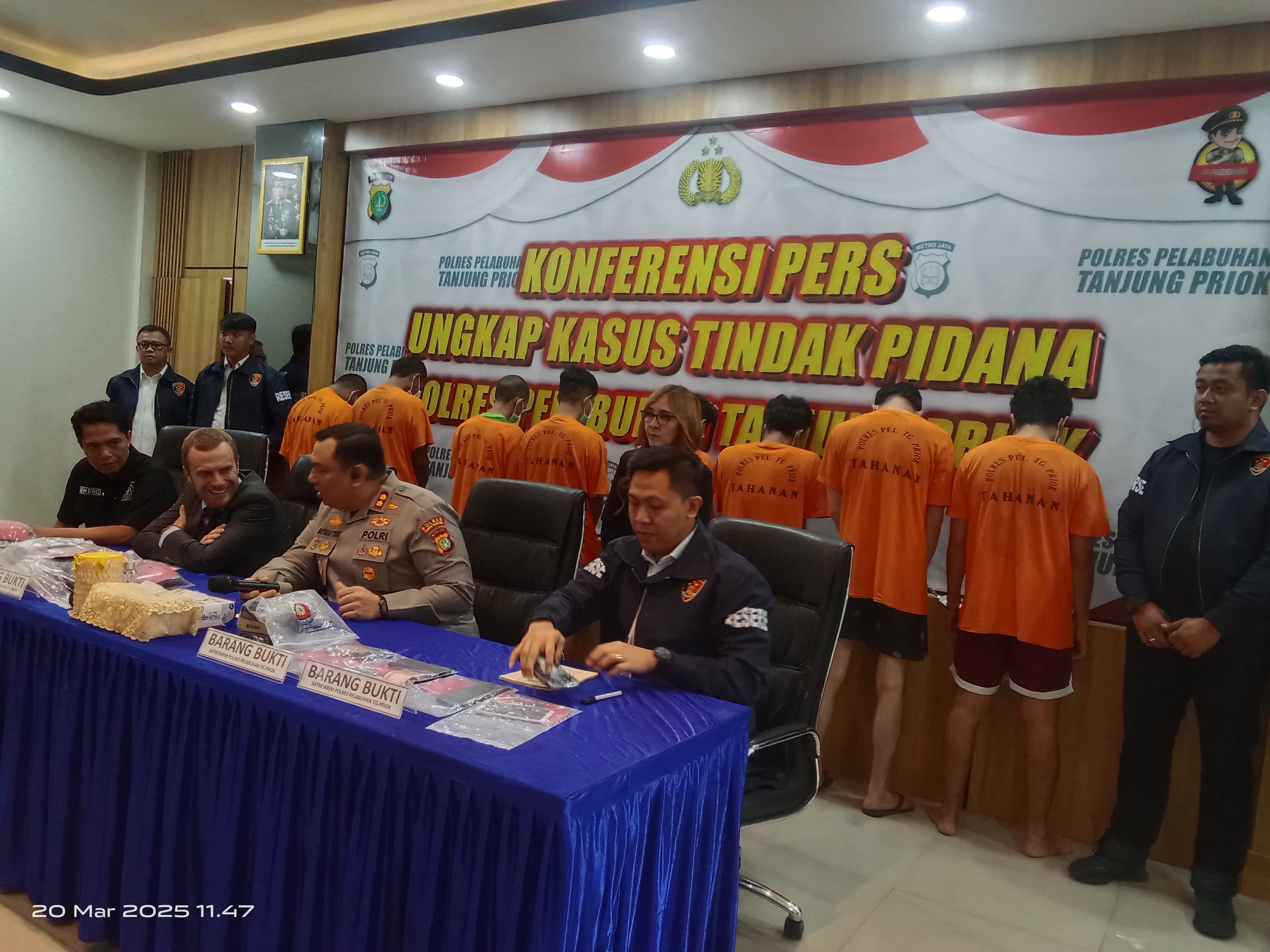 Polres Pelabuhan Tanjung Priok Ungkap Kasus Perampokan Wisatawan Prancis, 8 Pelaku Ditangkap