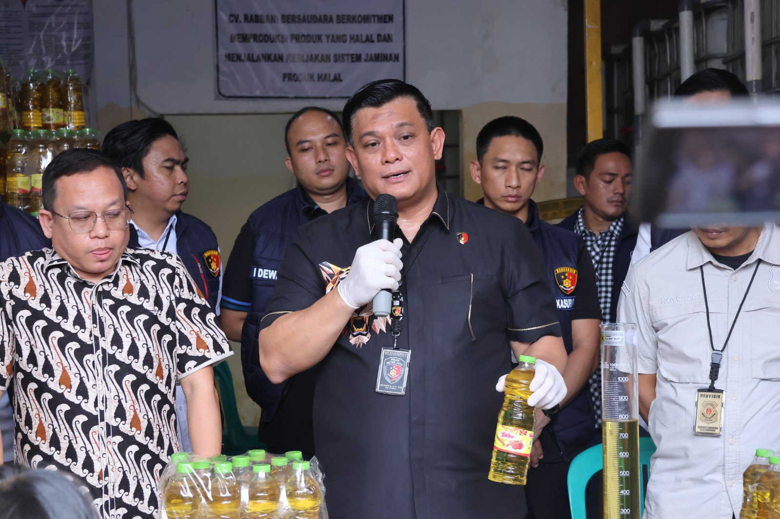 Polda Metro Jaya Ungkap Praktik Kecurangan Takaran Minyakita Di Cipondoh Tangerang