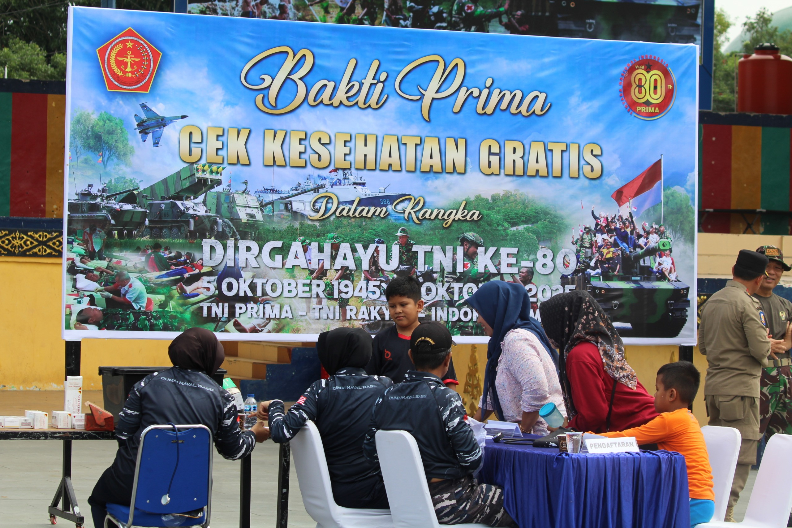Bakti Prima TNI, Momentum Sambut HUT Ke-80 TNI, Lanal Dumai Teguhkan Semangat Manunggal Dengan Rakyat