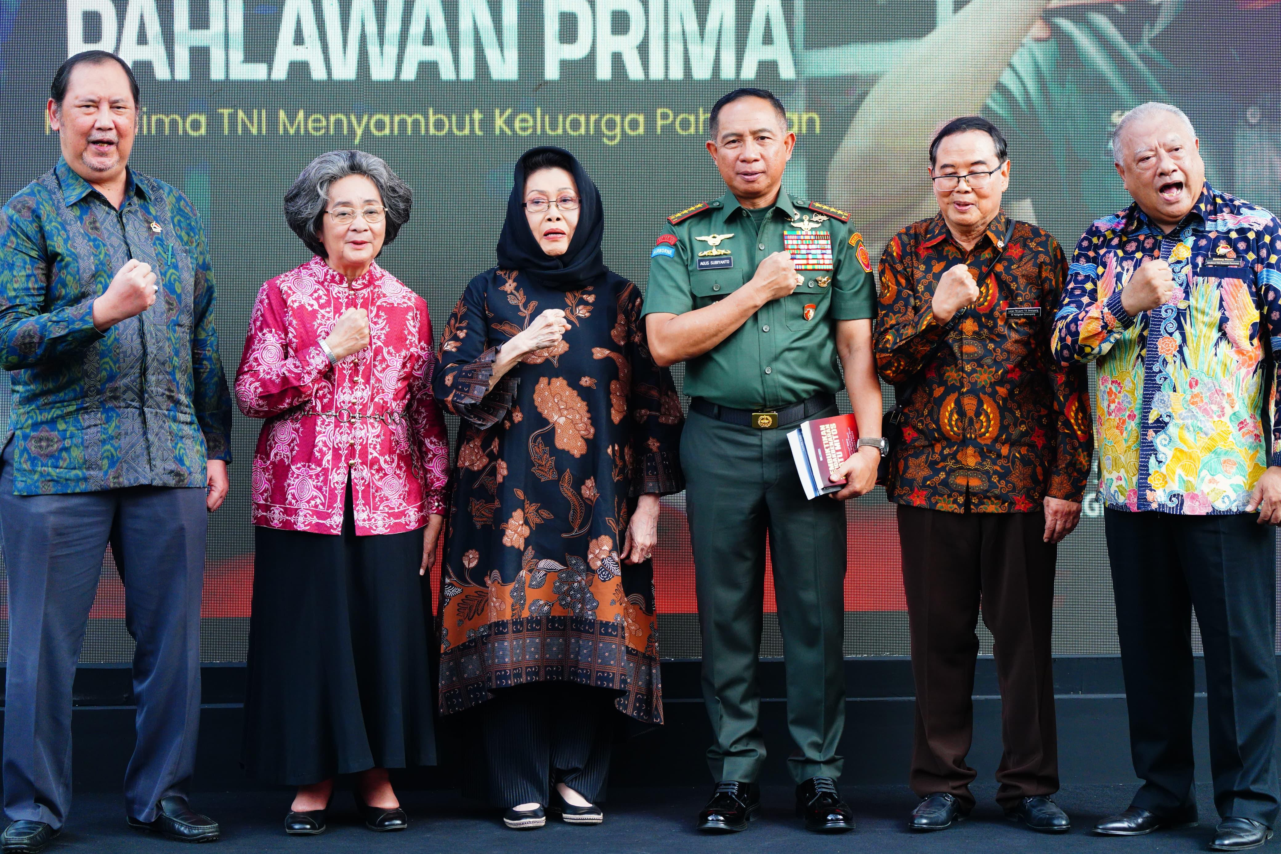Pahlawan Boleh Gugur, Tapi Jiwa Juangnya Hidup dan Menyatu Dalam Darah Prajurit TNI