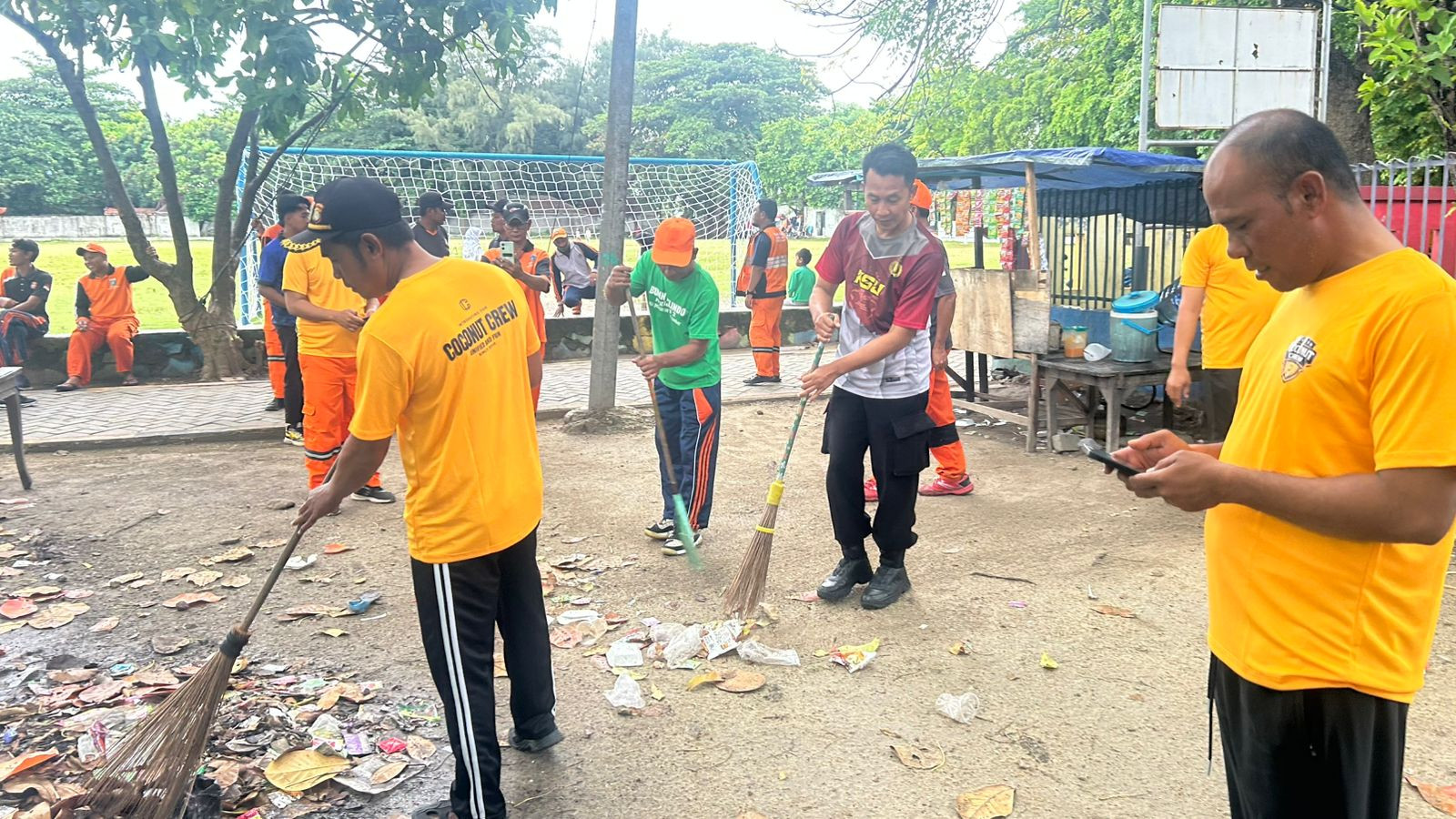 Polres Kepulauan Seribu Gelar Gerakan Indonesia Asri Bersama TNI dan Stakeholder Tindak Lanjuti Instruksi Presiden