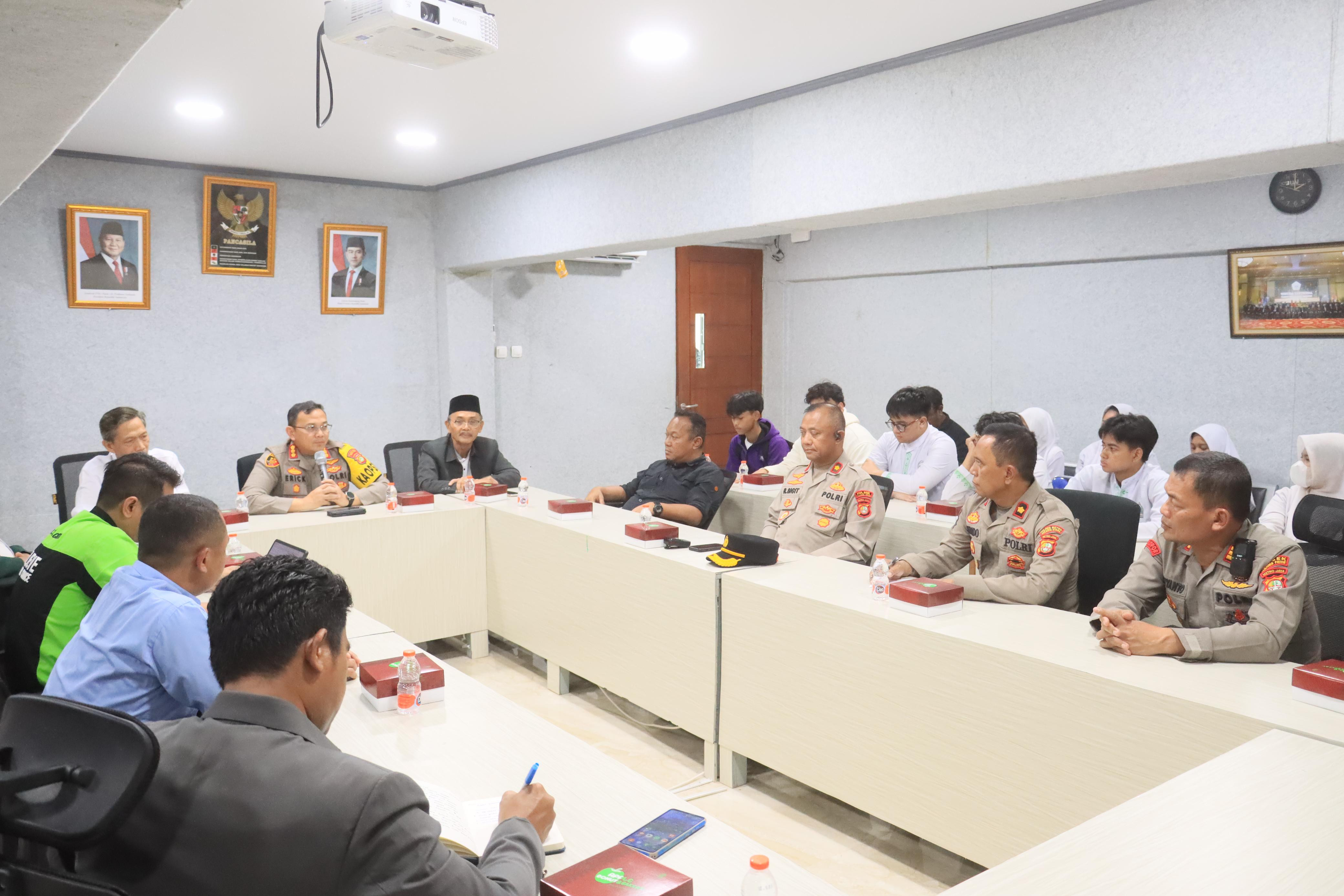 Kapolres Metro Jakarta Utara Gelar Police Go to School di SMK YAPPENDA, Tekankan Pencegahan Perilaku Menyimpang & Bullying