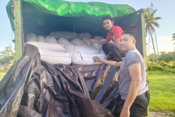 Operasi Berantas Premanisme 2025: Polsek Sangtombolang Gagalkan Pengiriman 1000 Liter Cap Tikus Antar Provinsi