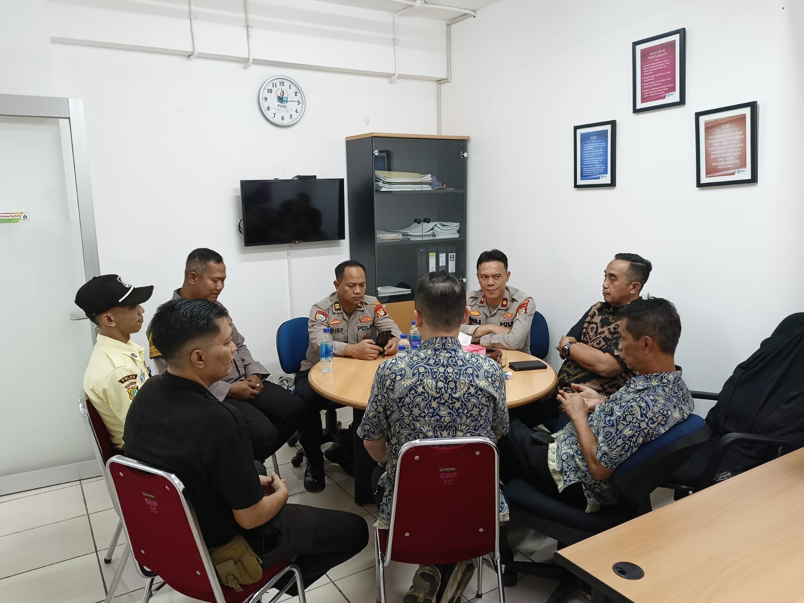 Polsek Metro Penjaringan Gelar Jaga Jakarta On The Spot di Green Bay, Warga Diingatkan Waspada Tawuran