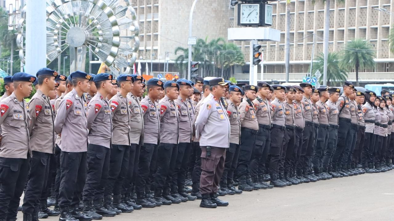 Polisi Kerahkan 1.392 Personel Layani Aksi KSPI di Silang Selatan Monas