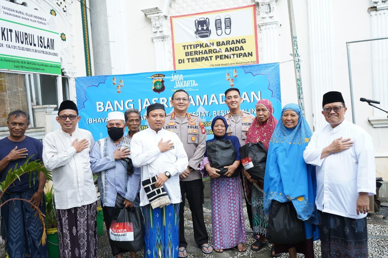 Polres Metro Jakarta Utara Gelar Program Bang Jasri Ramadhan di Koja, Wujudkan Masjid Bersih dan Kepedulian Sosial