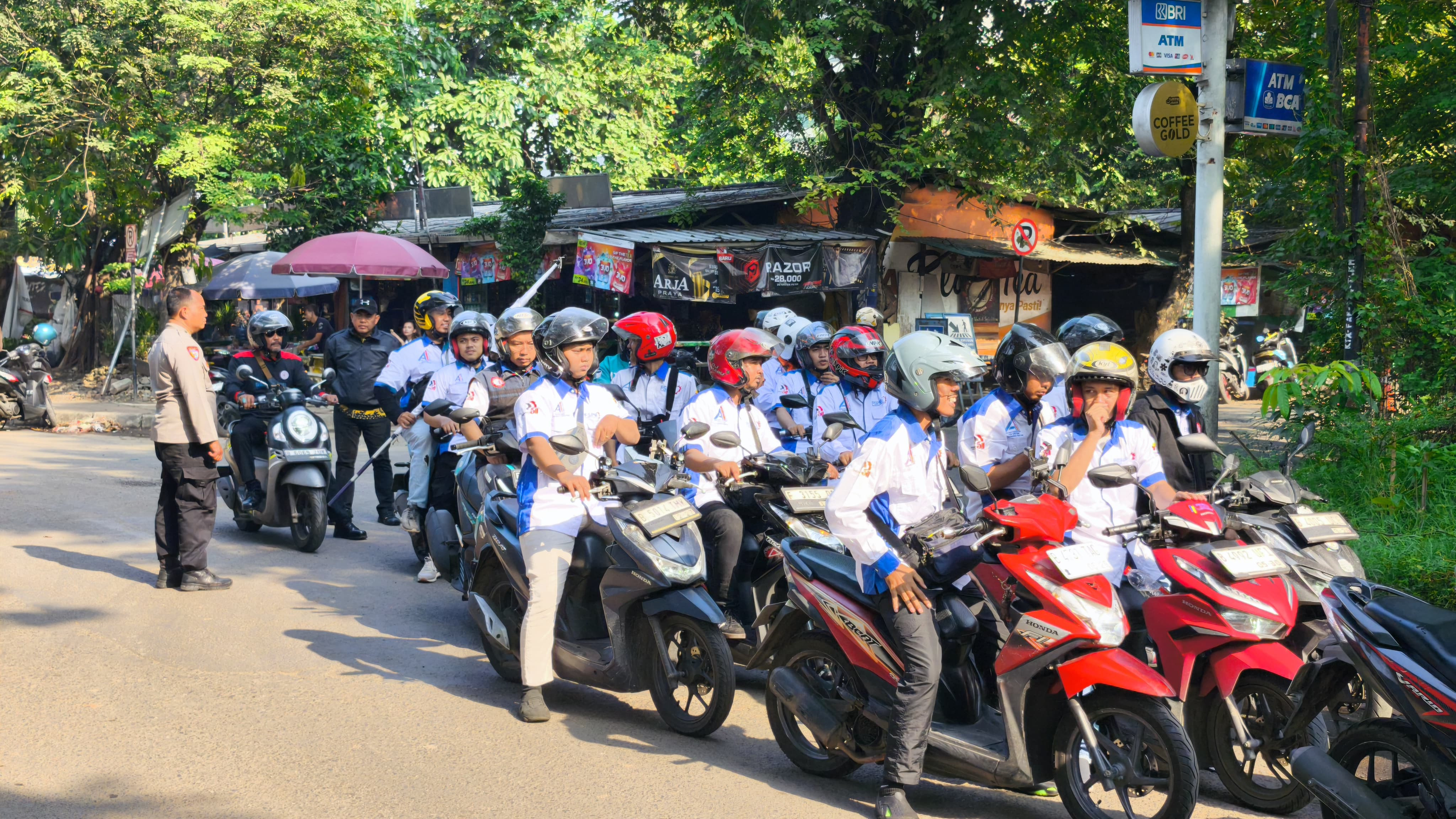 Polsek Pademangan Lakukan Monitoring dan Pengamanan Keberangkatan Massa Buruh ke Aksi Pra May Day 2026