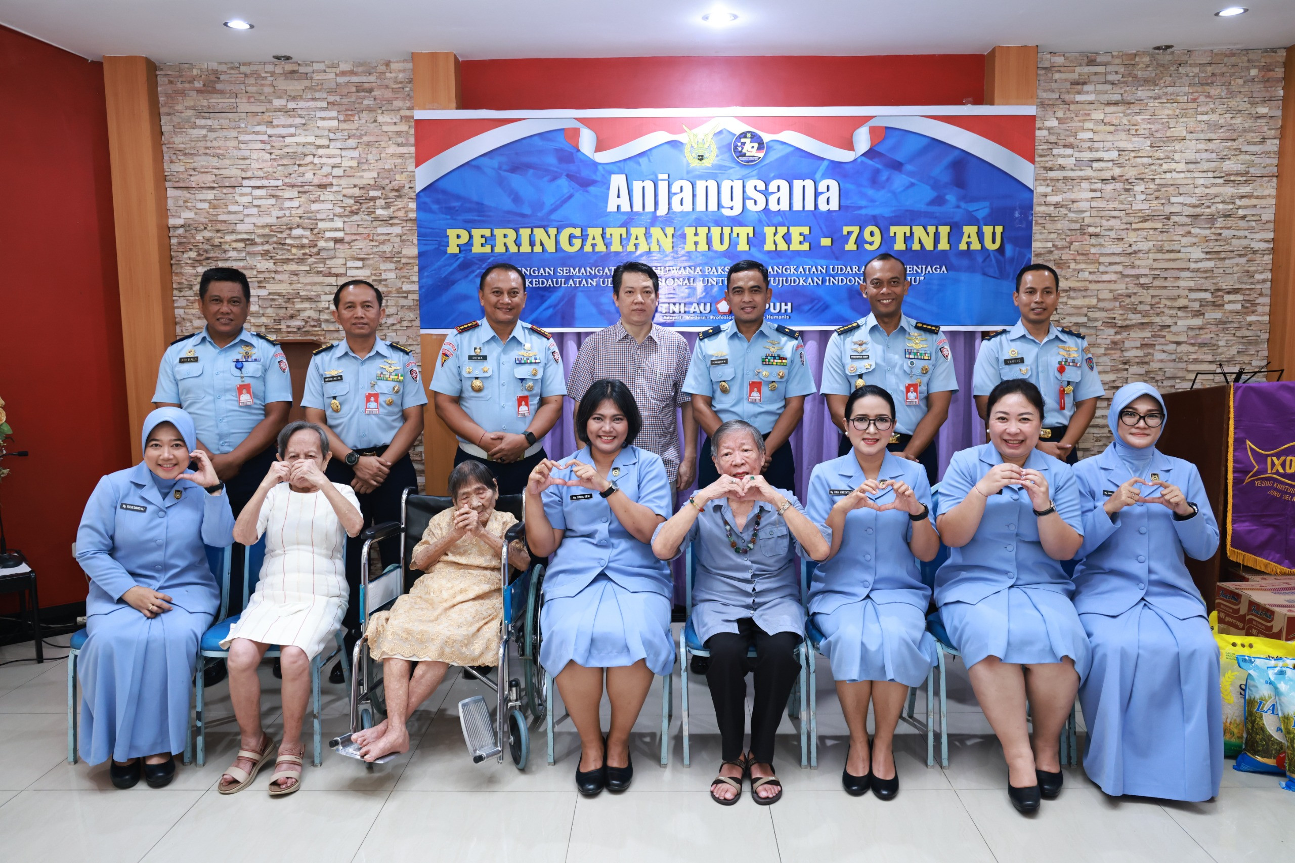 TNI AU Makassar Anjangsana Peringati HUT ke-79 TNI AU