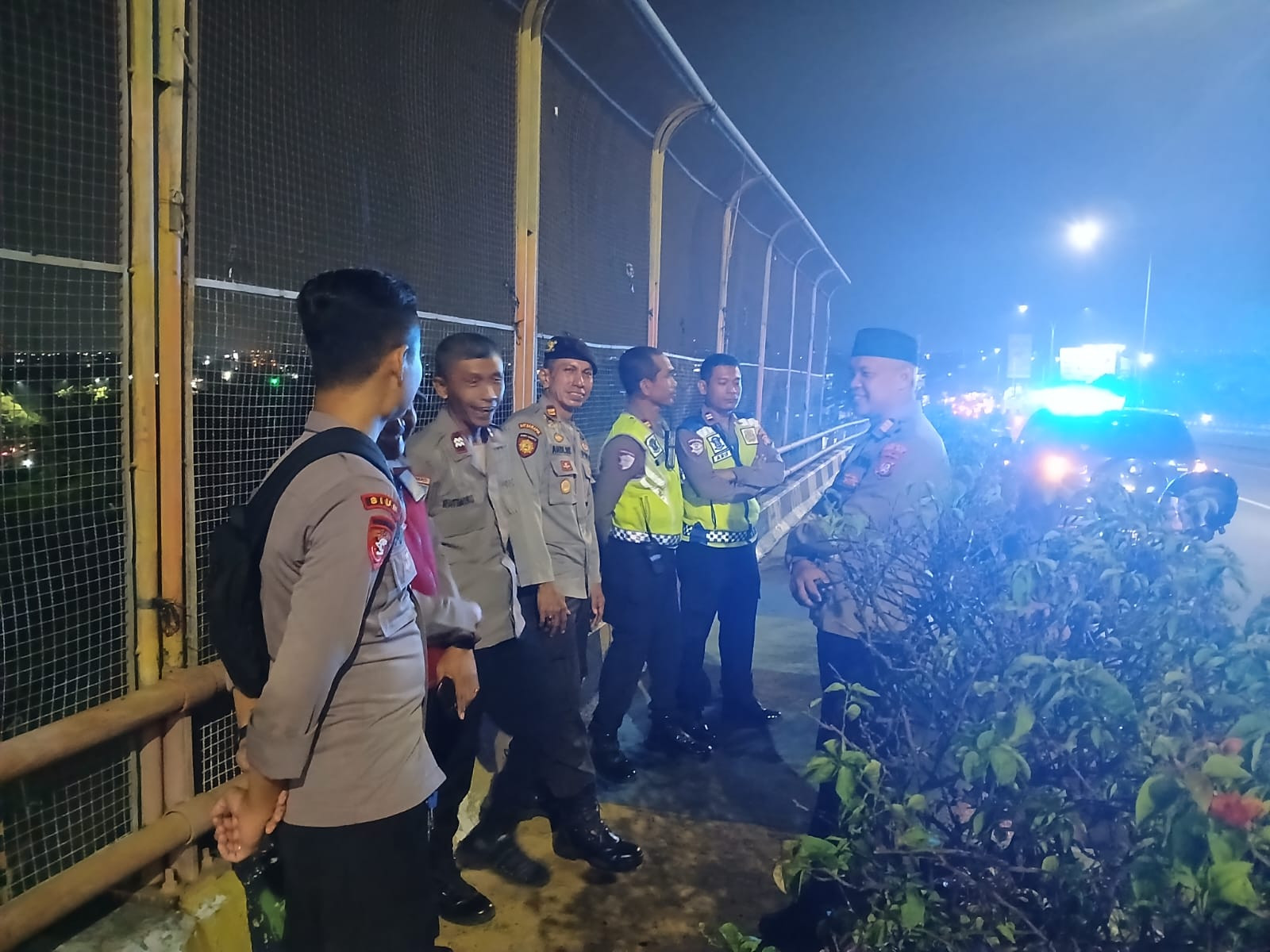 Kapolsek Bekasi Barat Pastikan Perayaan Malam Takbir Berjalan Aman dan Tertib