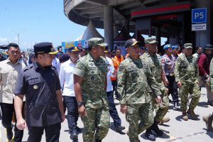 Dukung Kelancaran Mudik, Panglima TNI Bersama Kapolri Tinjau Fasilitas Pelabuhan Merak